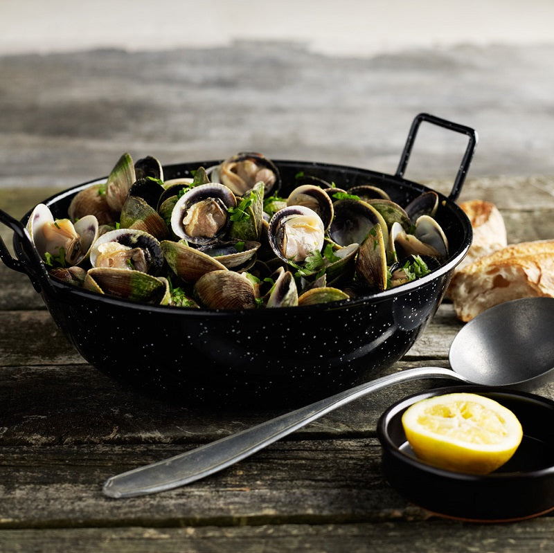 Spanish Black enamel Deep Pan